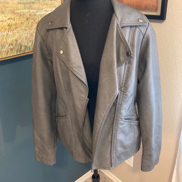 Grey Leather Jacket - Picture 2 of 7
